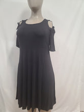 Charger l'image dans la galerie, 21-3247, Robe Michel Studio, Coup de coeur !!