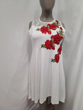 Charger l'image dans la galerie, WoW , Jolie robe !