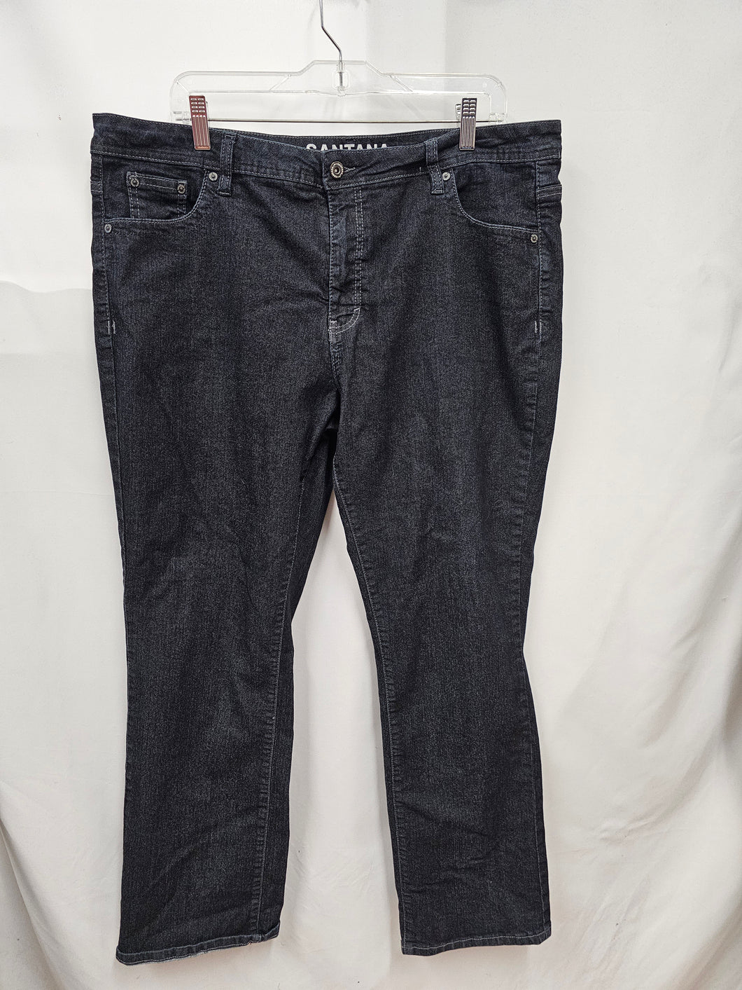 23-3906, 18 ans