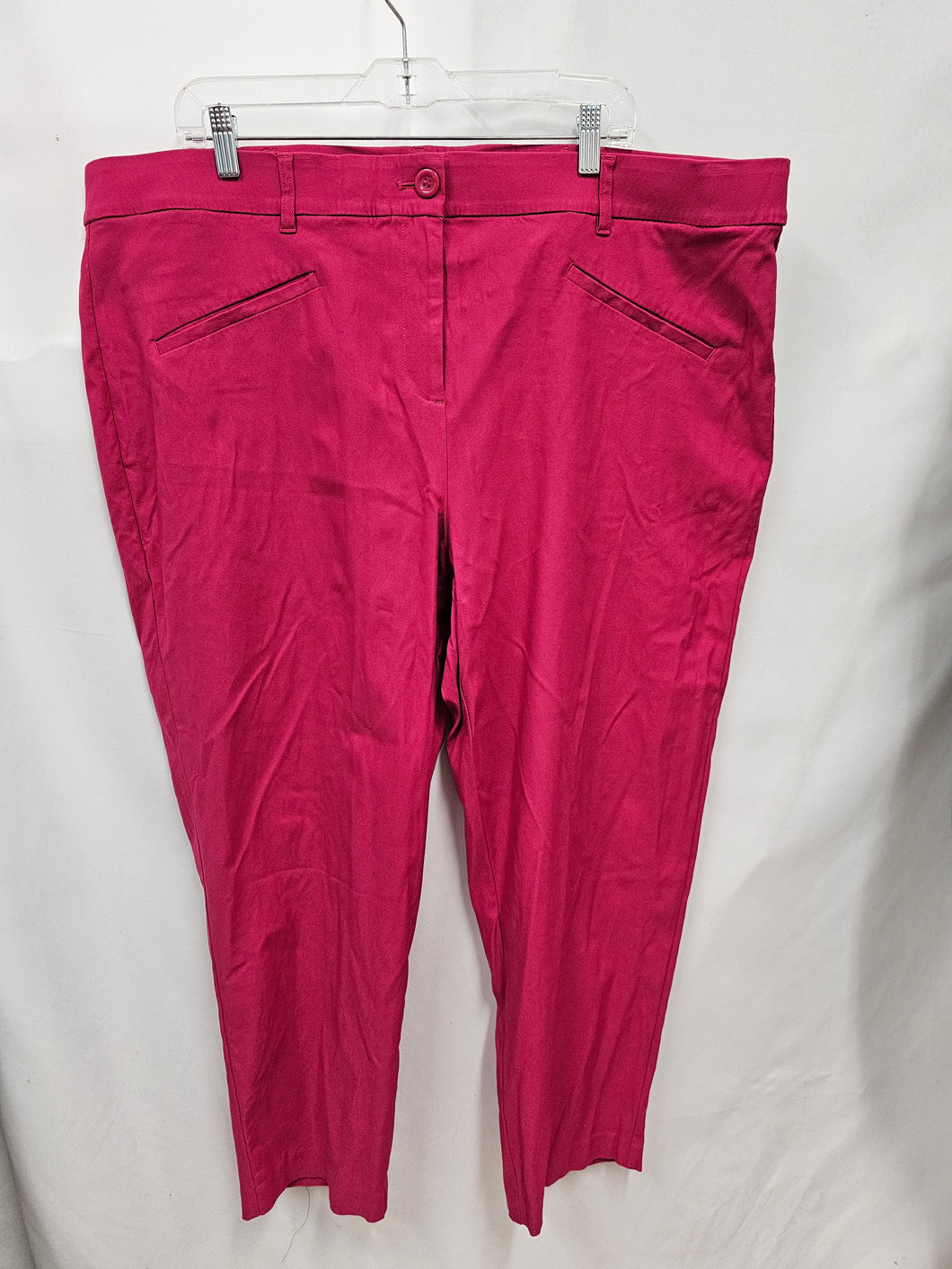 23-4092, 24 ans, Rose Fushia