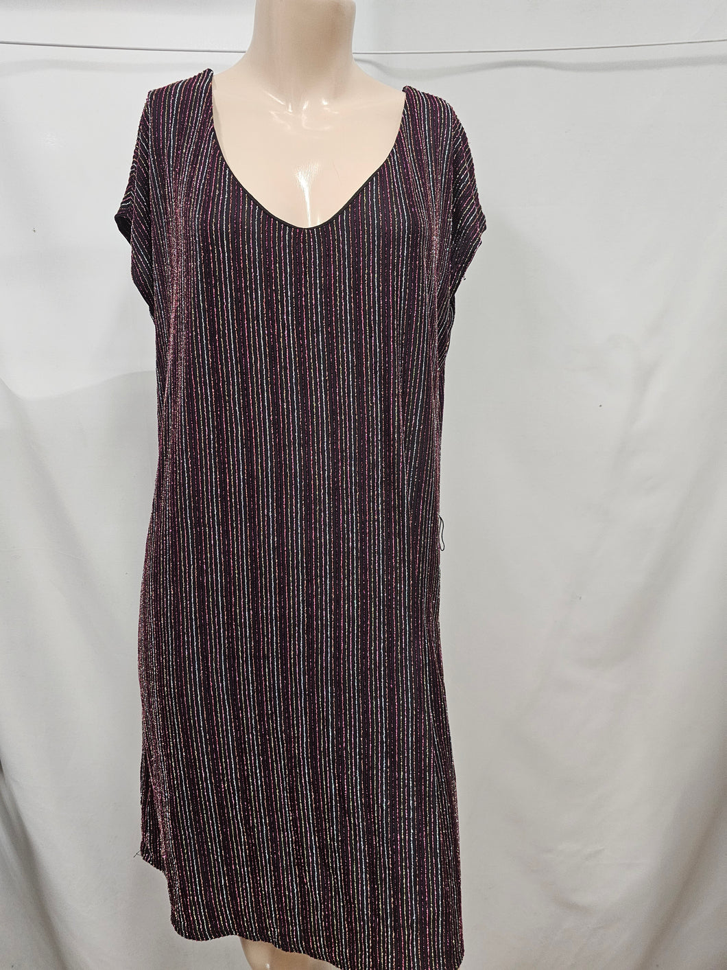 23-4526, LArge