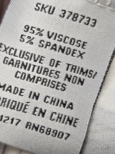 Charger l'image dans la galerie, 25-1172, fait 1x, Le Chateau
