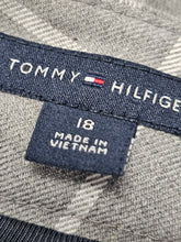 Charger l'image dans la galerie, 25-1215, 18 ans Jupe Tommy Hilfiger
