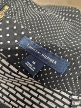 Charger l'image dans la galerie, 25-1221, 16 ans, Tommy Hilfiger
