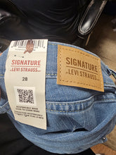 Charger l'image dans la galerie, 25-1536, 28 ans, Levis, Neuf
