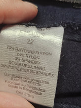 Charger l'image dans la galerie, 25-1659, 22 ans, Jupe shirt
