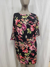 Charger l&#39;image dans la galerie, 25-2567, 16 ans, Laura
