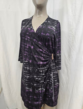 Charger l'image dans la galerie, 26-161, fait 2x, Jolie robe
