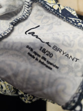 Charger l'image dans la galerie, 26-496, 18/20 ans, Lane Bryant
