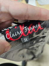 Charger l'image dans la galerie, 26-1001, 3x. Claire France
