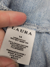 Charger l'image dans la galerie, 26-1064, 14 ans, Laura,

