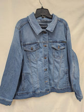 Charger l'image dans la galerie, 26-1191, Calvin Klein Jeans, 3x mais fait 2z
