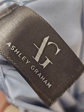 Charger l'image dans la galerie, 26-1202, 1x, Ahsley Graham
