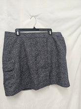 Charger l'image dans la galerie, 26-1376, X-LArge, Jupe Short
