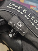 Charger l'image dans la galerie, 26-1656, 14 ans ,Jeans, Love and Legend
