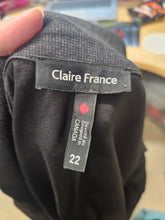 Charger l'image dans la galerie, 26-1692, 22 ans, CLaire France
