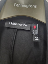 Charger l'image dans la galerie, 26-1710, 22 ans Claire France
