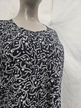 Charger l'image dans la galerie, 26-1833, 1x, Penningtons
