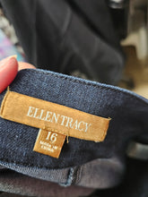 Charger l'image dans la galerie, 26-1875, 16 ans, Jupe Jeans
