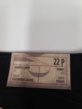 Charger l'image dans la galerie, 21-2666, 22 ans petite
