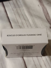 Charger l'image dans la galerie, 21-2916, Boucles d'oreilles filigrane orné
