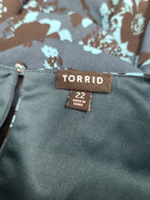 Charger l'image dans la galerie, 21-2943, Torrid, 22 ans
