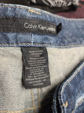 Charger l'image dans la galerie, 21-2972, 20 ans W, Calvin Klein
