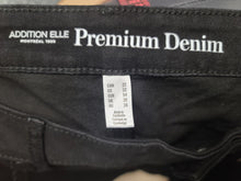 Charger l'image dans la galerie, 21-3291, 22 ans, Jeans
