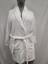 Charger l'image dans la galerie, 21-3303, Robe de chambre, 2x
