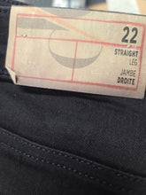 Charger l'image dans la galerie, 21-3630, 22 ans , Dc Jeans
