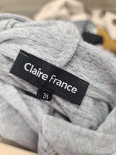 Charger l'image dans la galerie, 21-3723, 3x, Claire France
