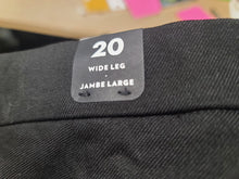 Charger l'image dans la galerie, 21-3862, 20 ans
