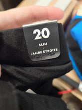 Charger l'image dans la galerie, 21-4222, 20 ans,
