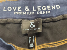 Charger l'image dans la galerie, 21-4539, 22 ans, Love and Legend
